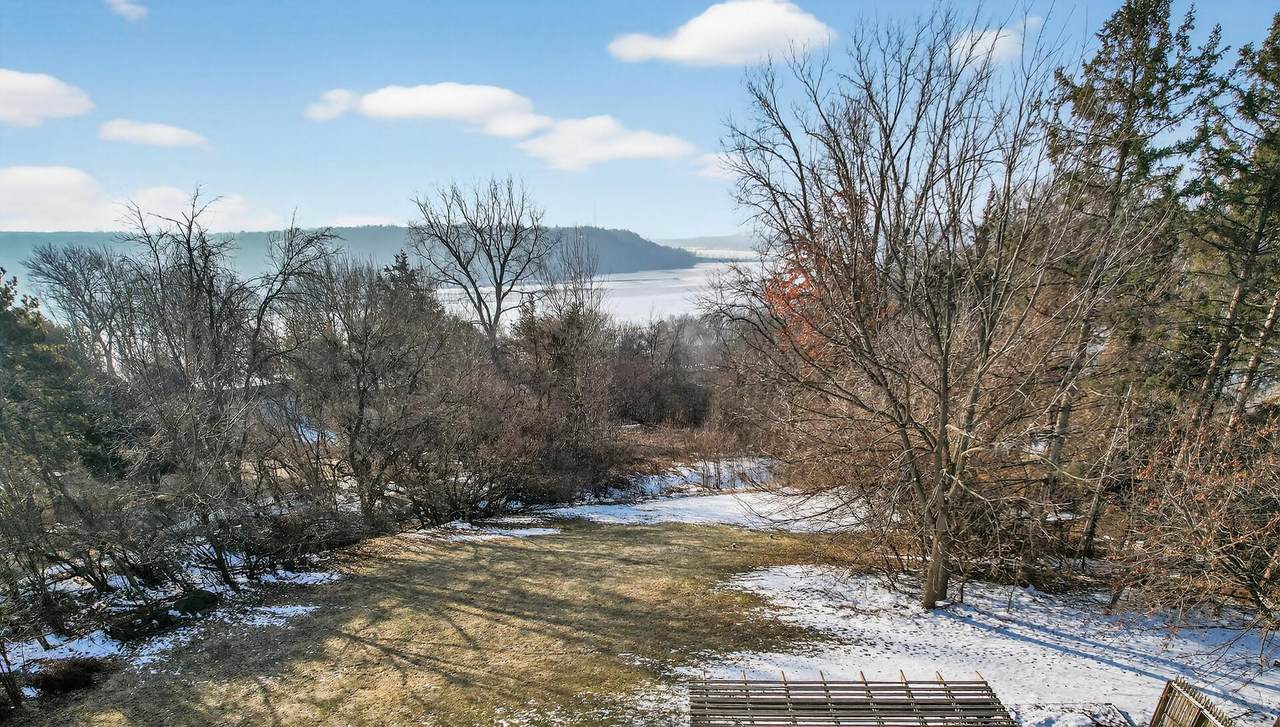2216 Orwell Court - Photo 1