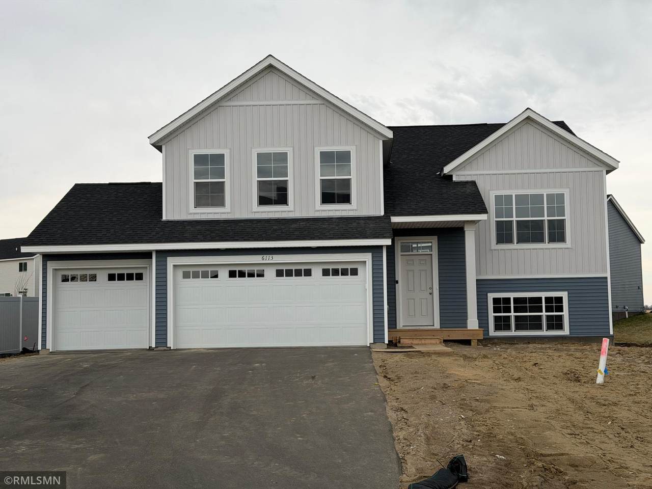 6113 Radford Avenue - Photo 1