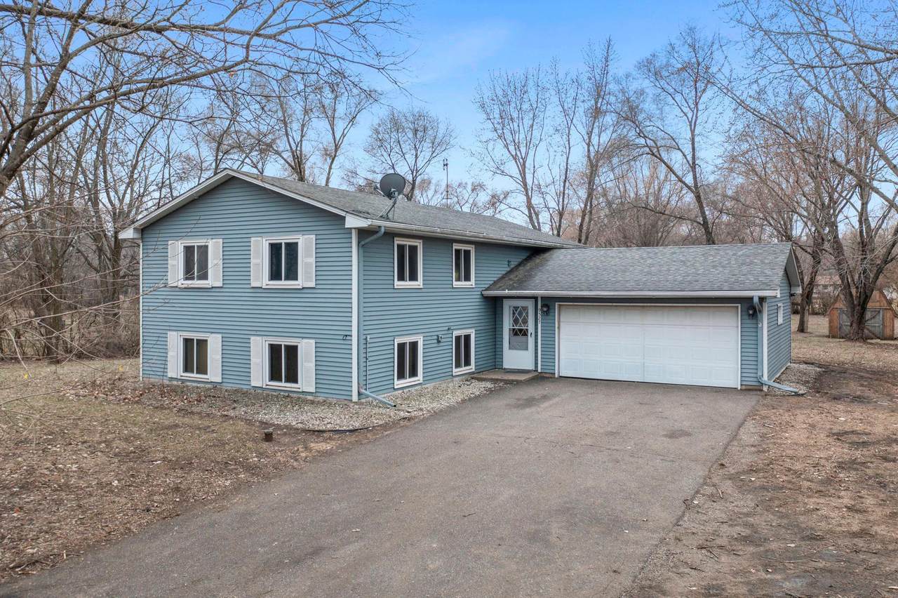 9527 Parrish Avenue - Photo 1