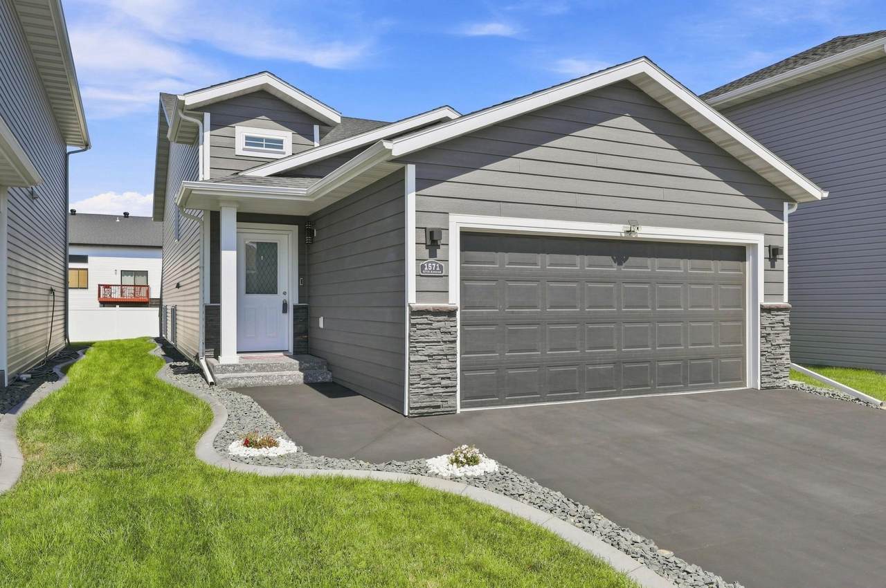 1571 67th Avenue - Photo 1