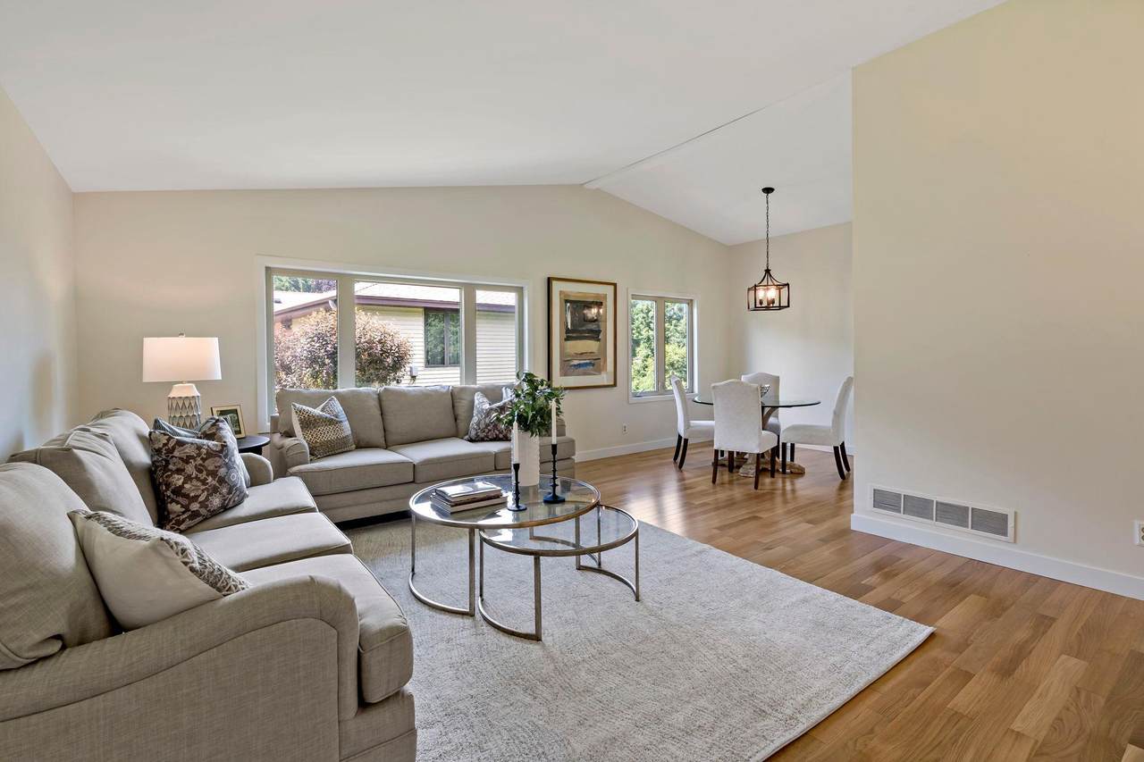 18920 27th Avenue - Photo 1