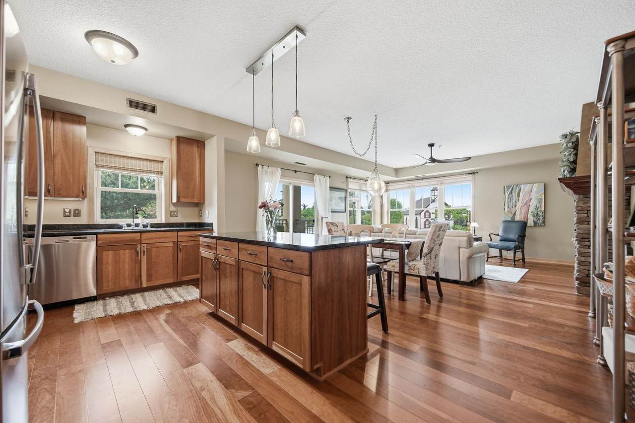 2201 Village Lane - Photo 1