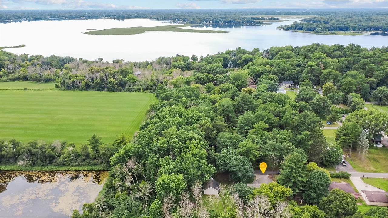 440 Grove Road - Photo 1
