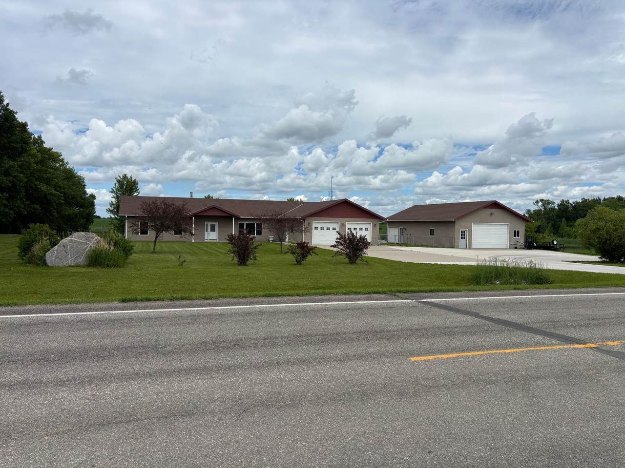 22768 28th Avenue - Photo 1