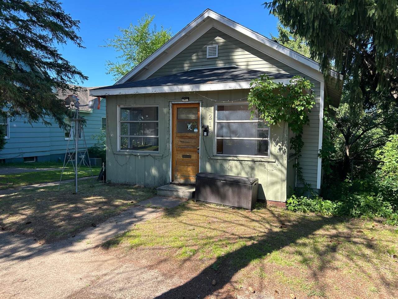 219 Gillis Avenue - Photo 1