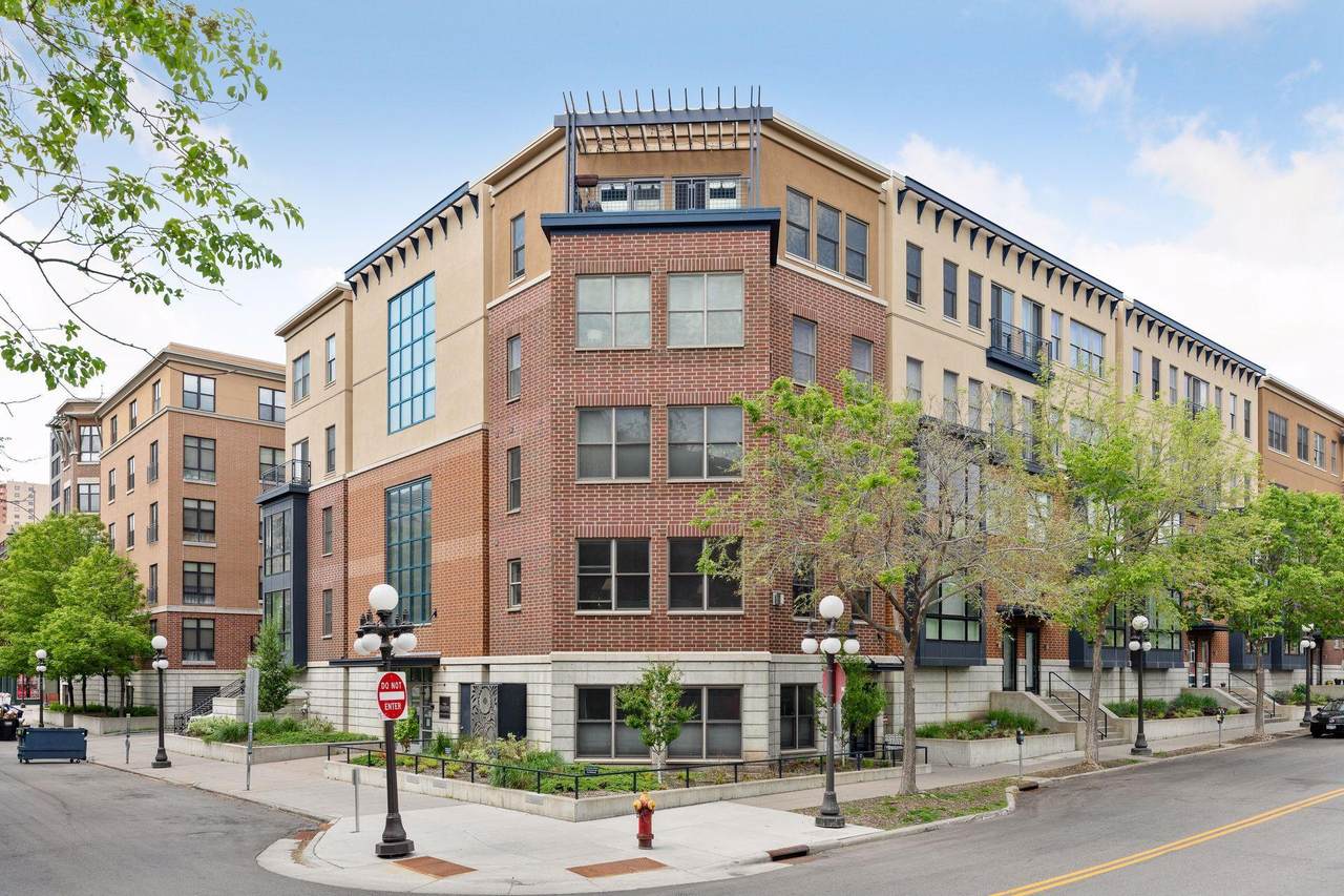 209 8th Street - Photo 1