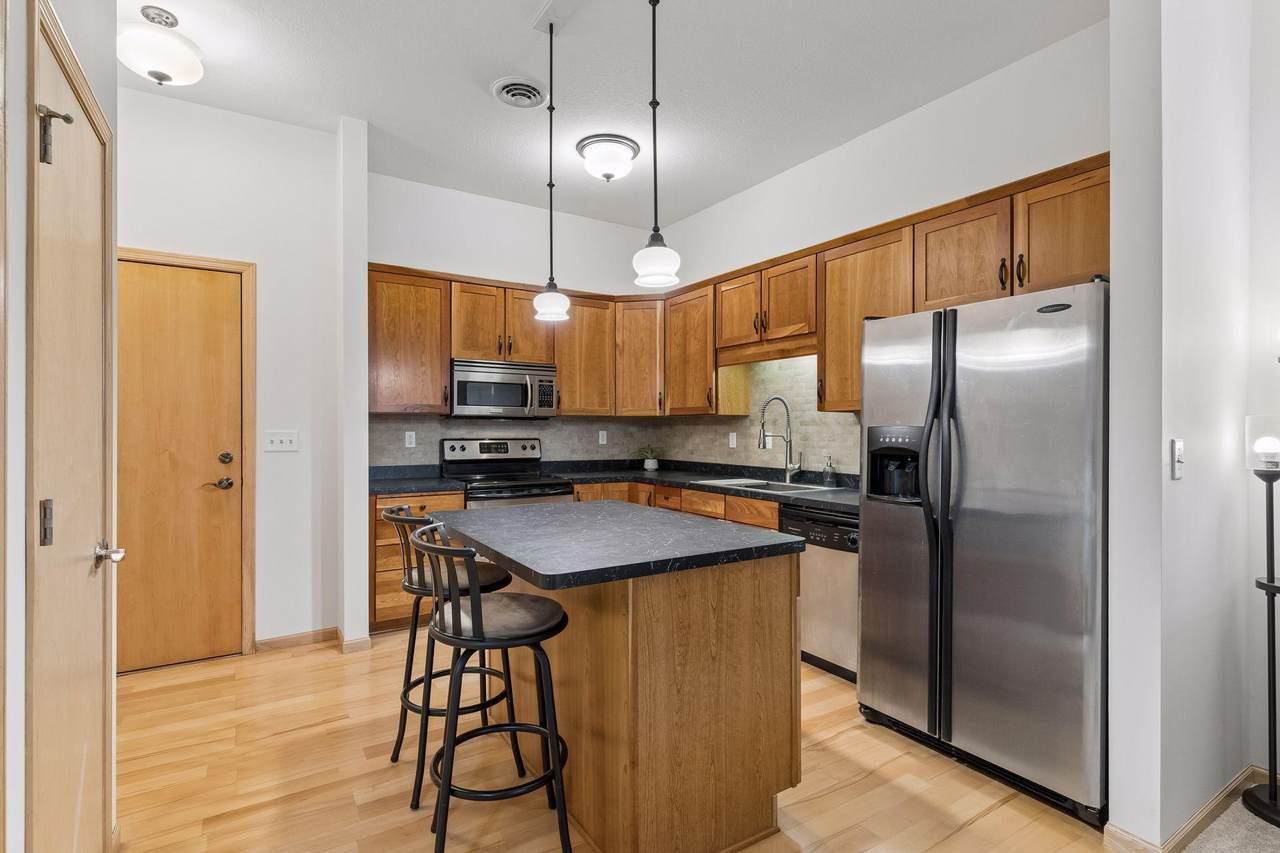 270 4th Street - Photo 1