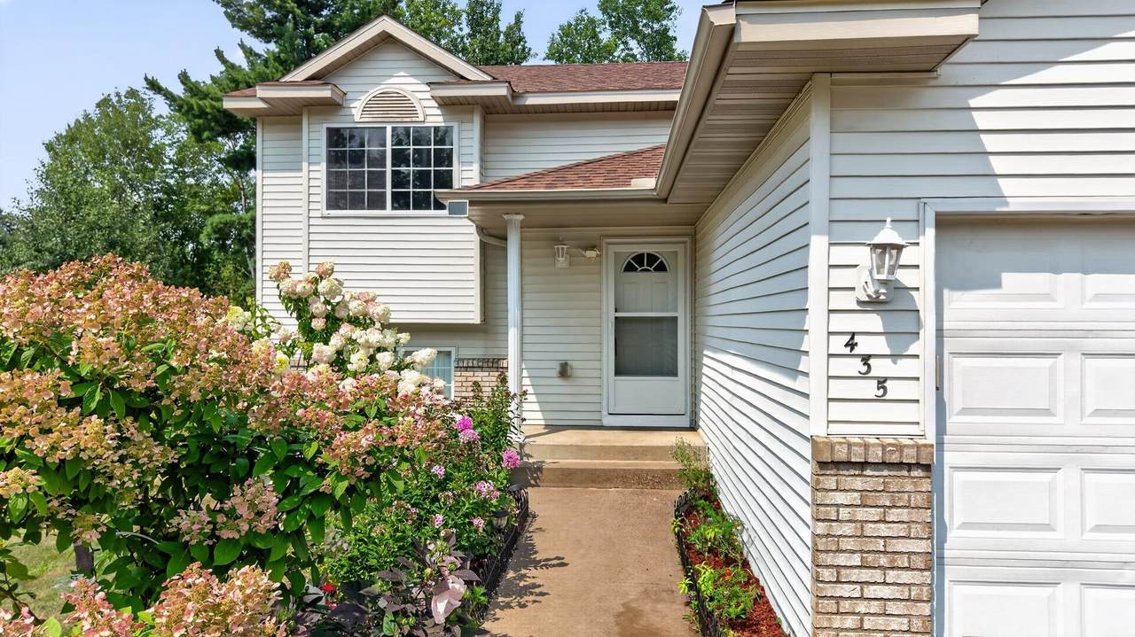435 8th Avenue - Photo 1