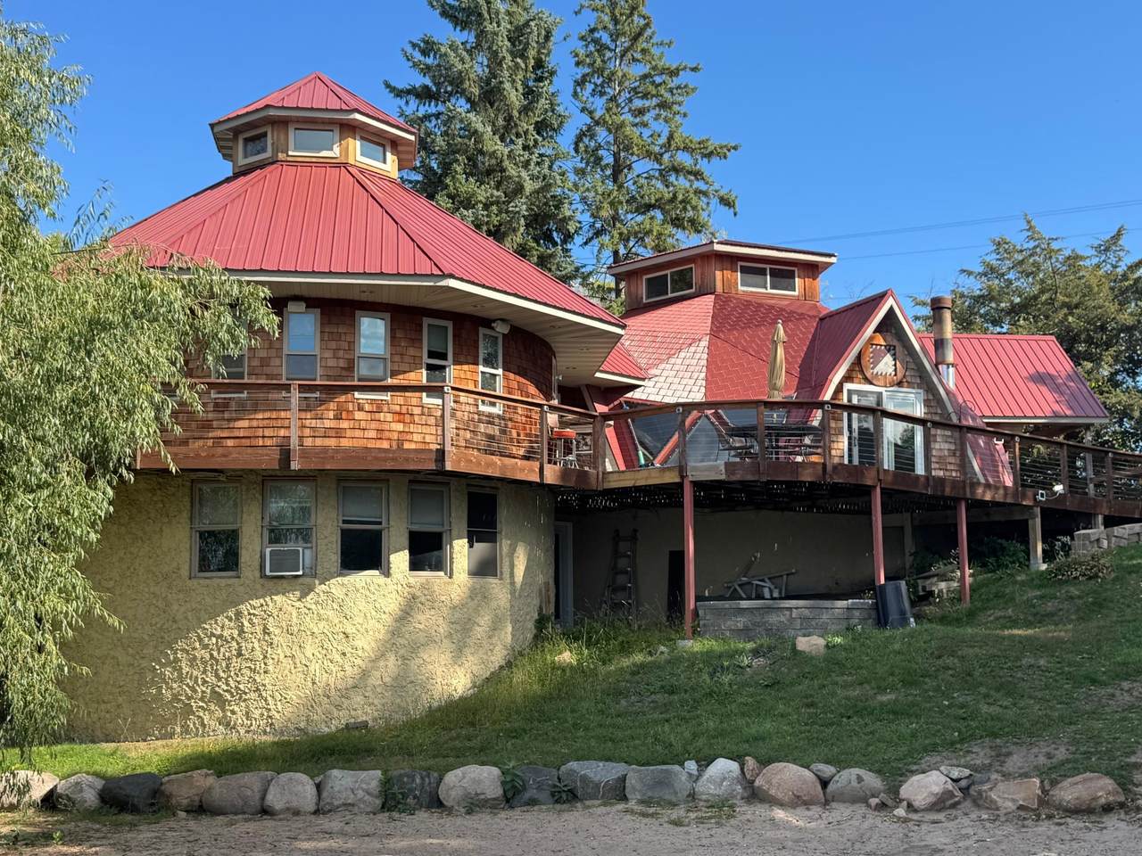 425 Main Street - Photo 1