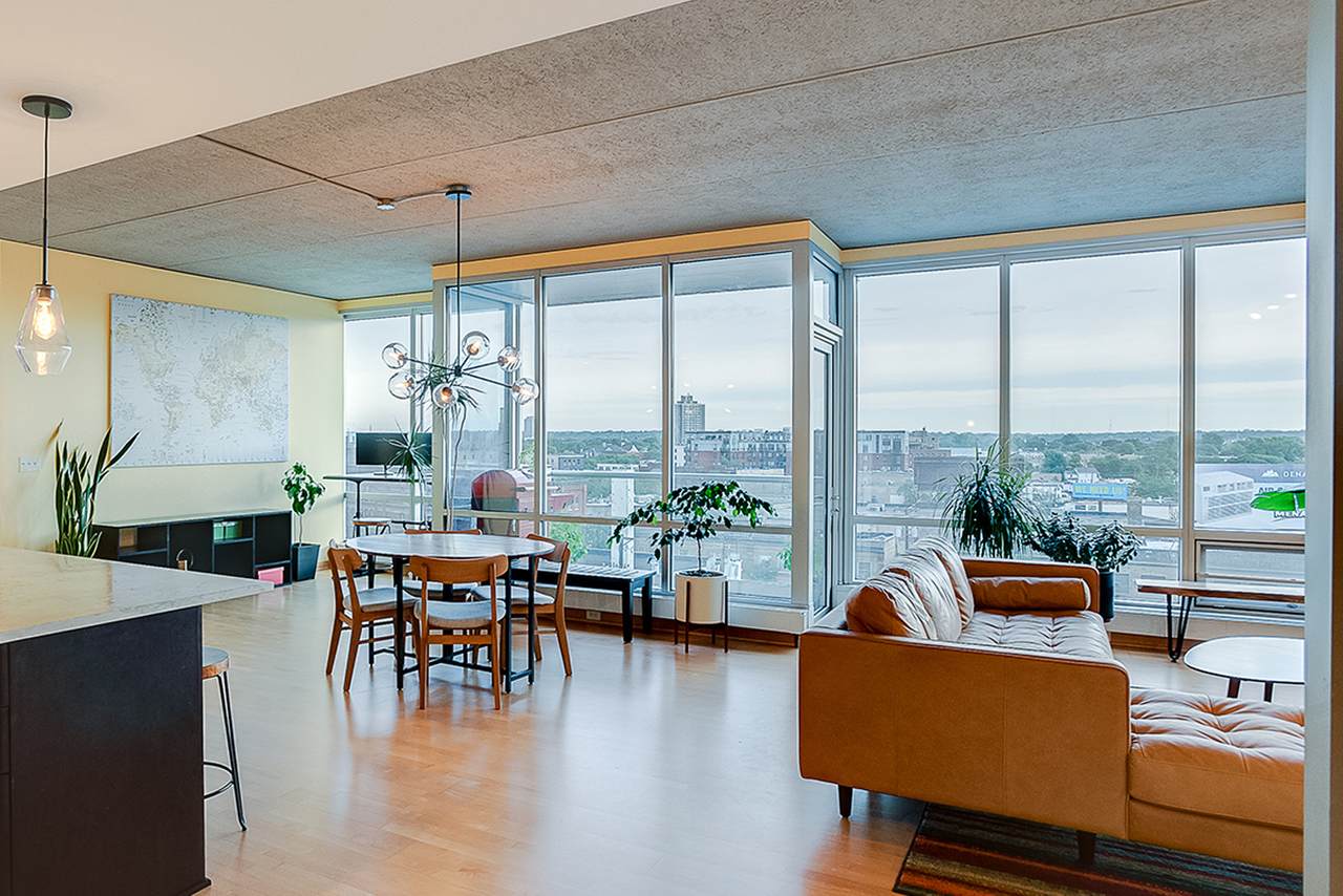 45 University Avenue - Photo 1