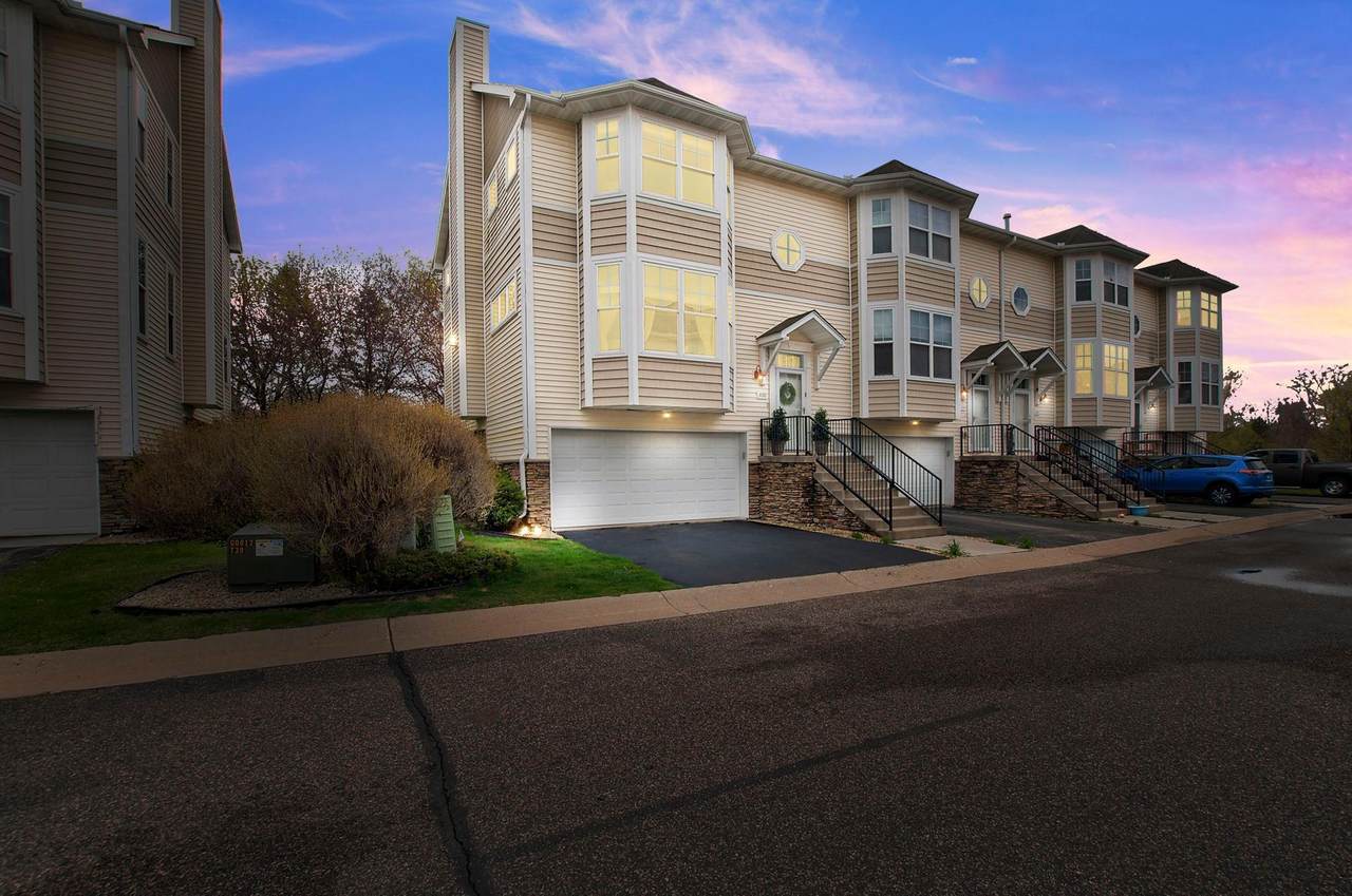 3166 Lexington Avenue - Photo 1
