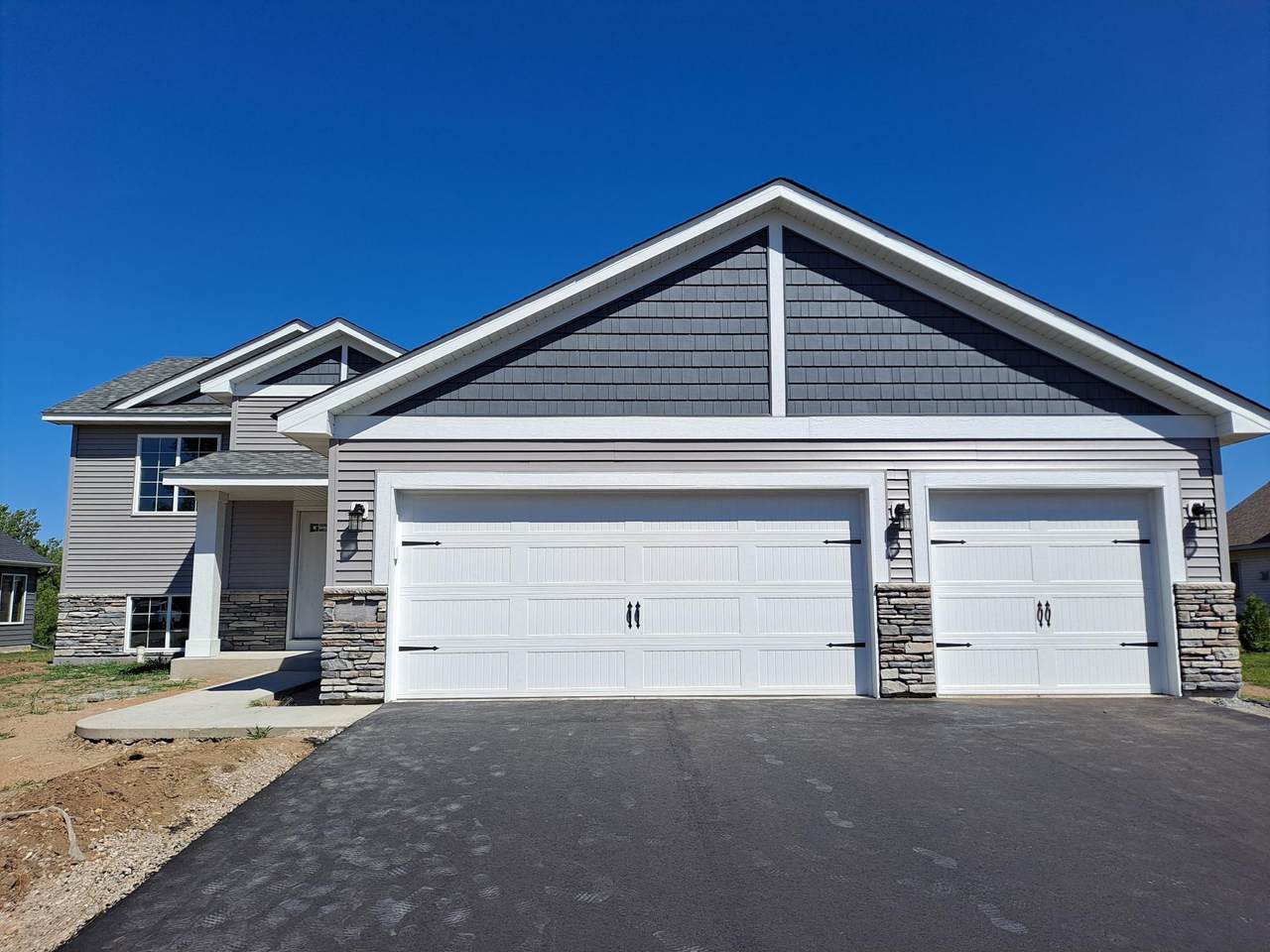 950 Acacia Drive - Photo 1