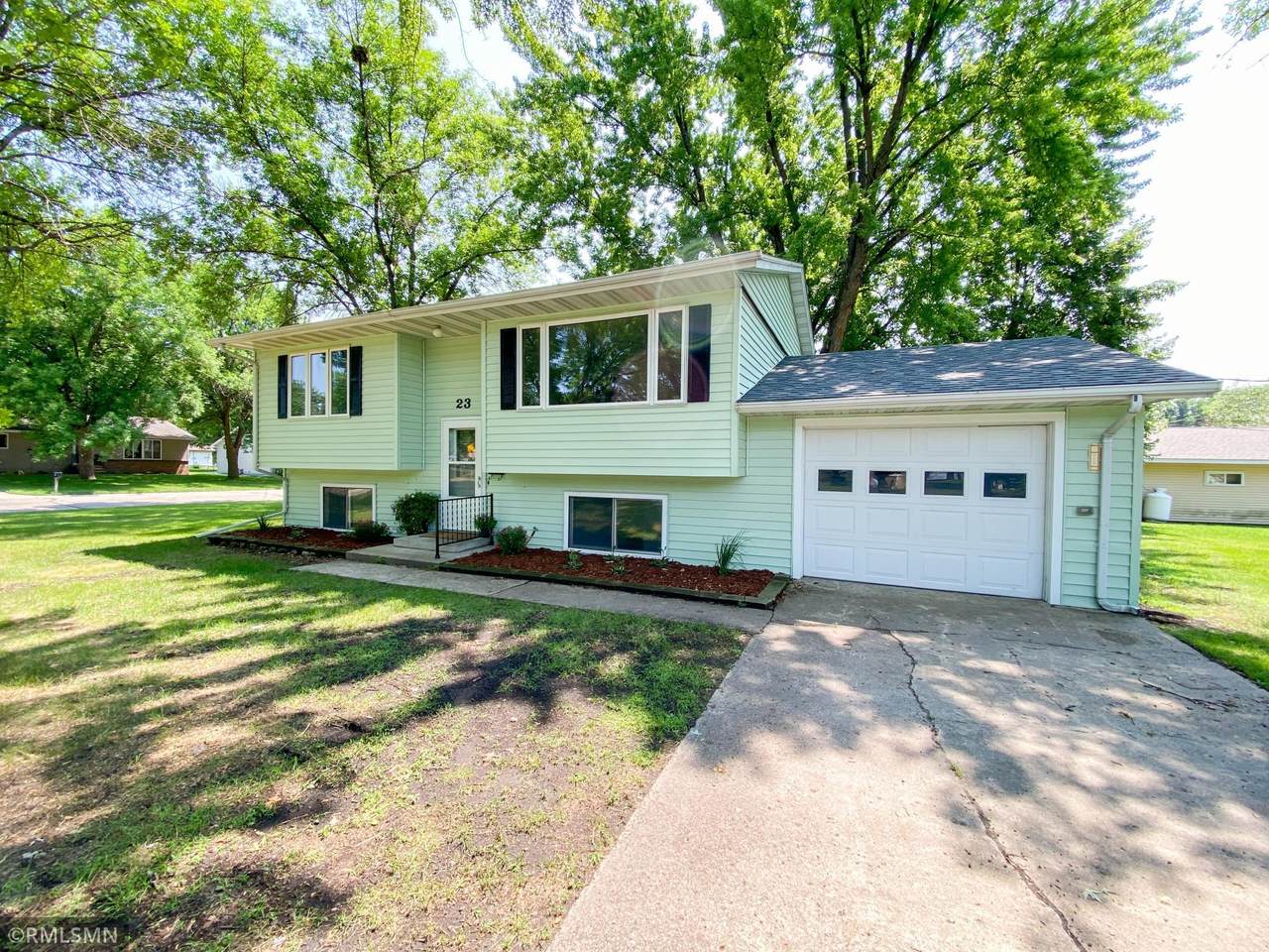 23 Lincoln Avenue - Photo 1