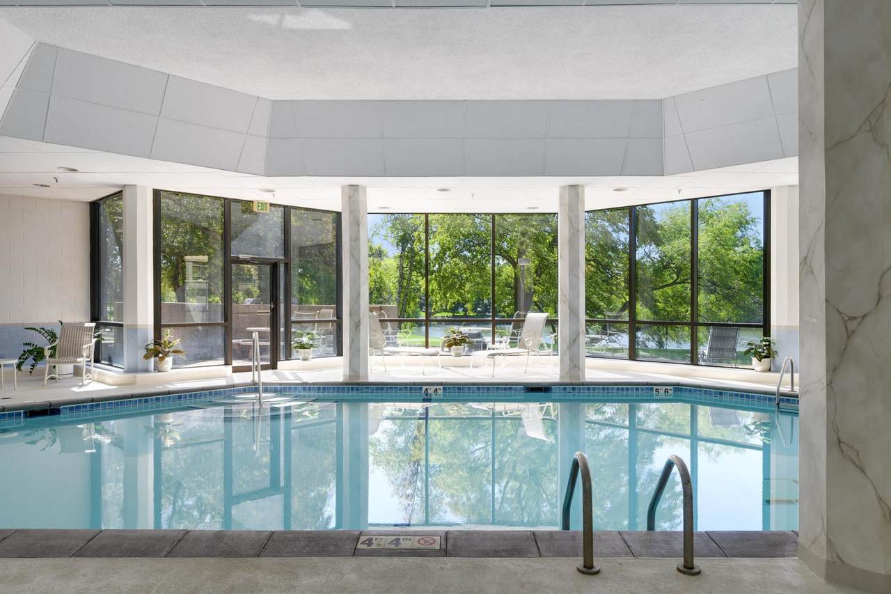 6566 France Avenue - Photo 1
