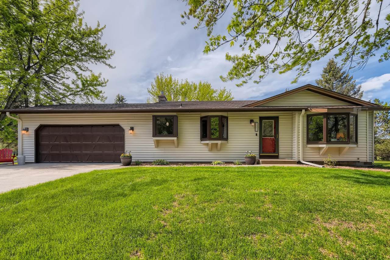 4337 189th Avenue - Photo 1