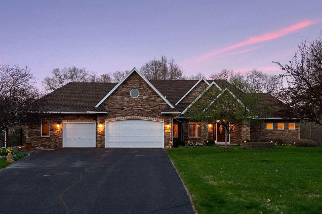 22531 Tipton Circle - Photo 1