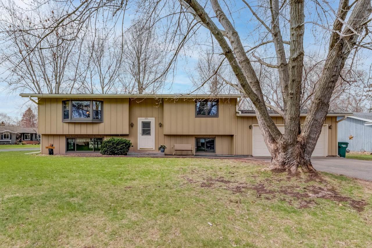 1026 Monroe Street - Photo 1