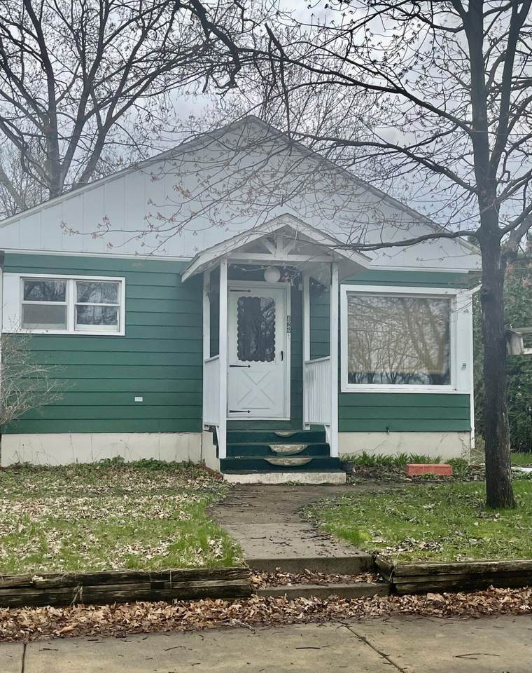426 Riverside Drive - Photo 1