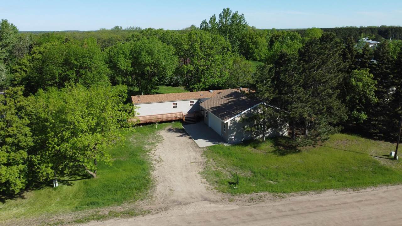 113 Park Circle - Photo 1