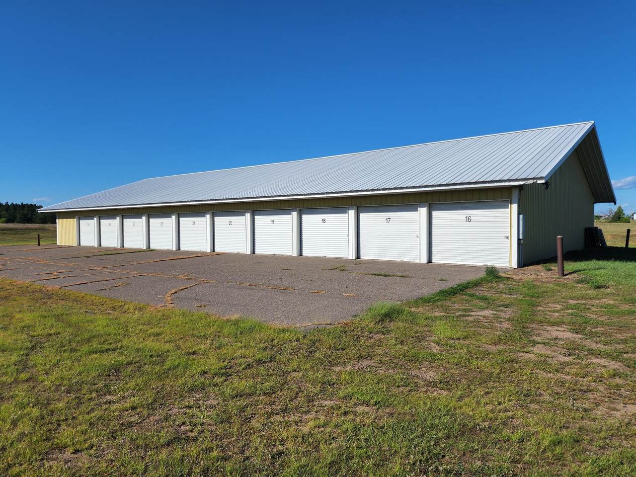 17109 Haven Road - Photo 1