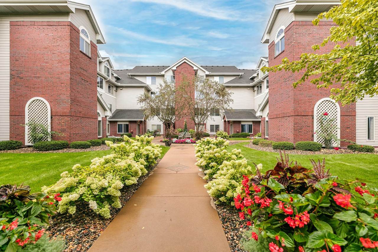 7500 Edinborough Way - Photo 1