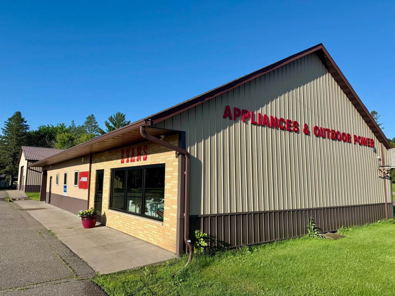 600 Superior Avenue - Photo 1