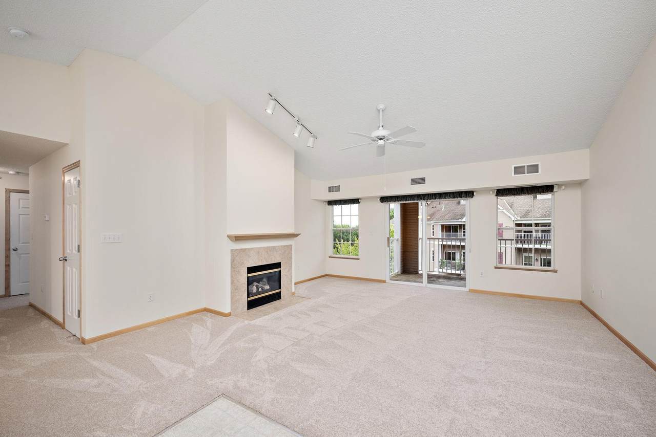 12727 College View Drive - Photo 1