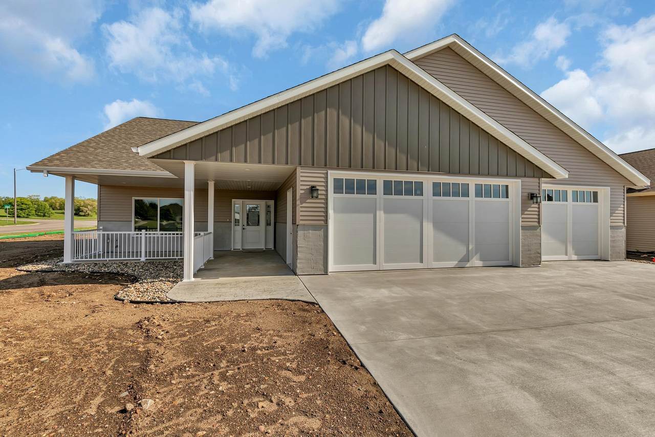 311 15th Street - Photo 1