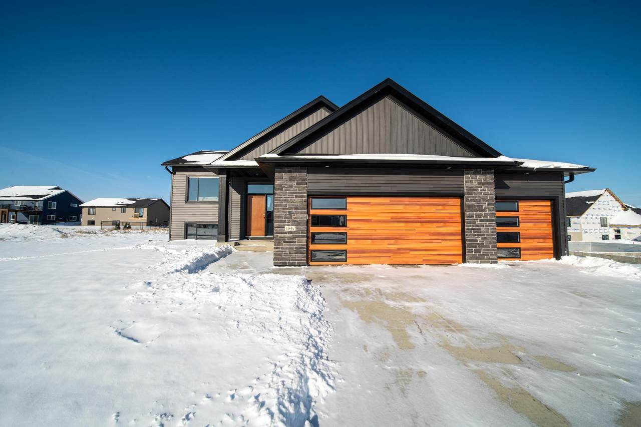 1847 4th Street Ne - Photo 1