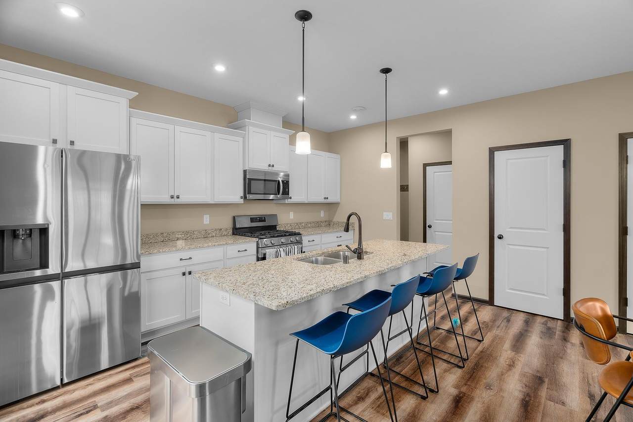 1413 100th Avenue - Photo 1