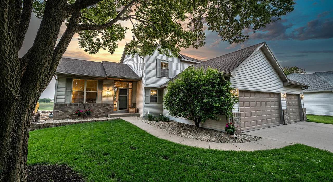 19288 Evenston Drive - Photo 1