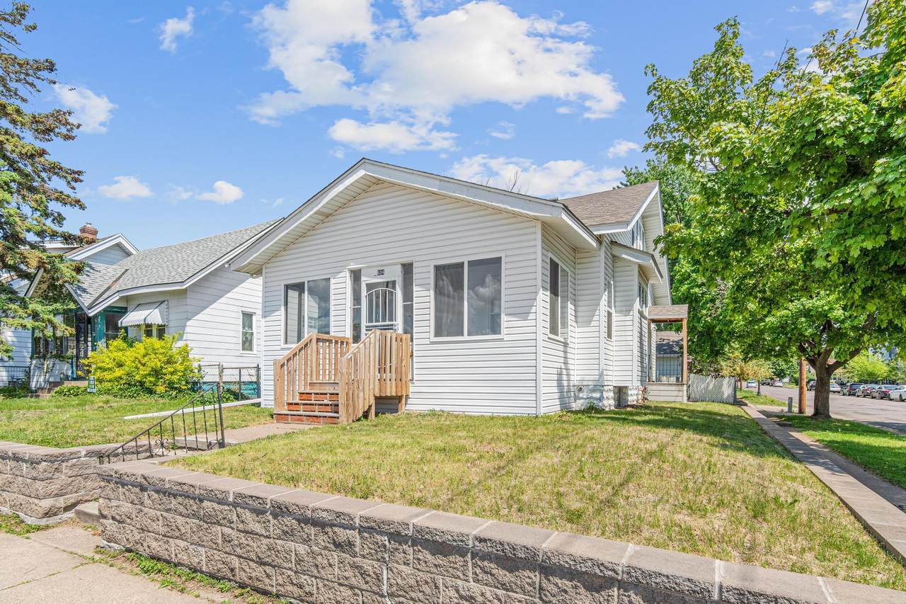 604 Asbury Street - Photo 1