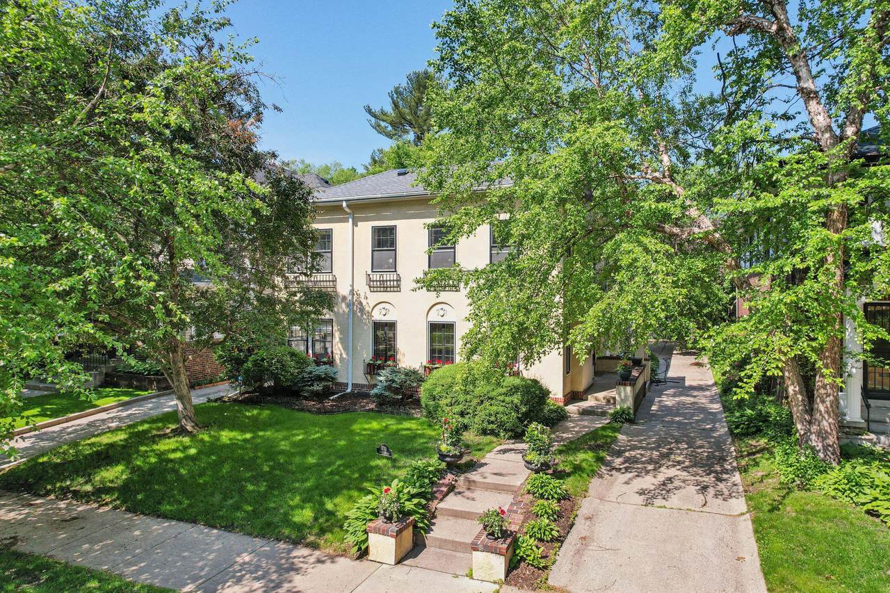 1770 James Avenue - Photo 1