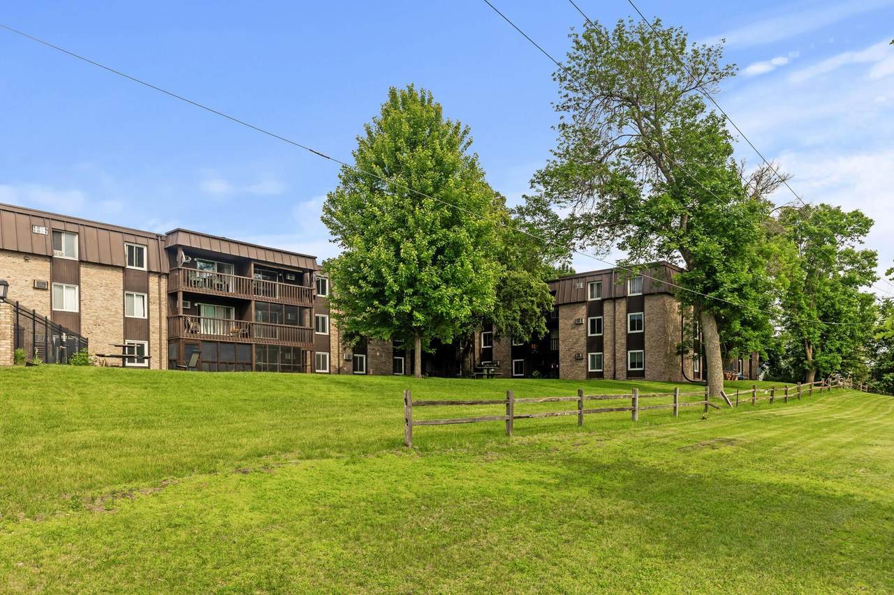 4207 Lakeside Avenue - Photo 1