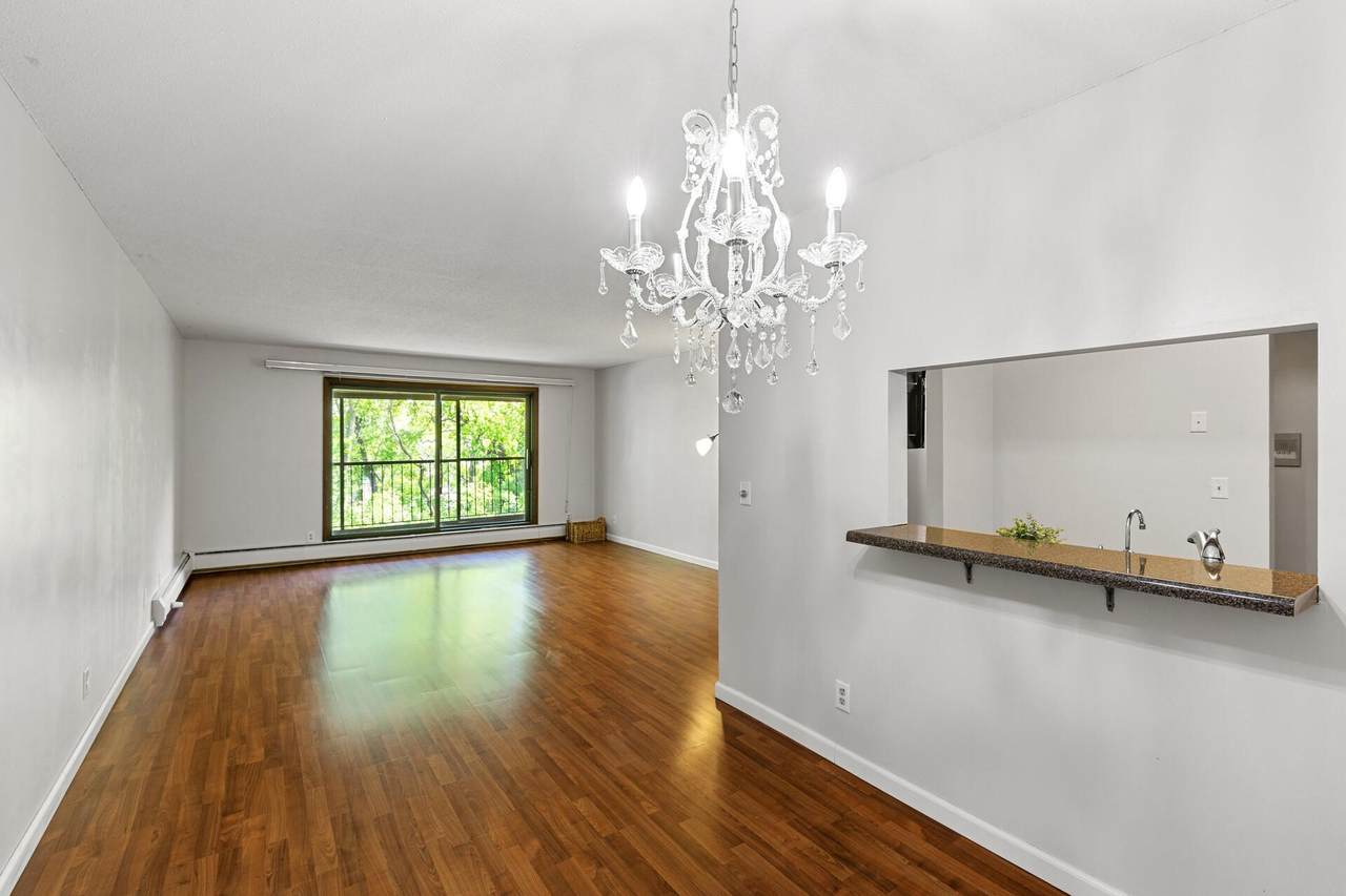 10441 Greenbrier Road - Photo 1