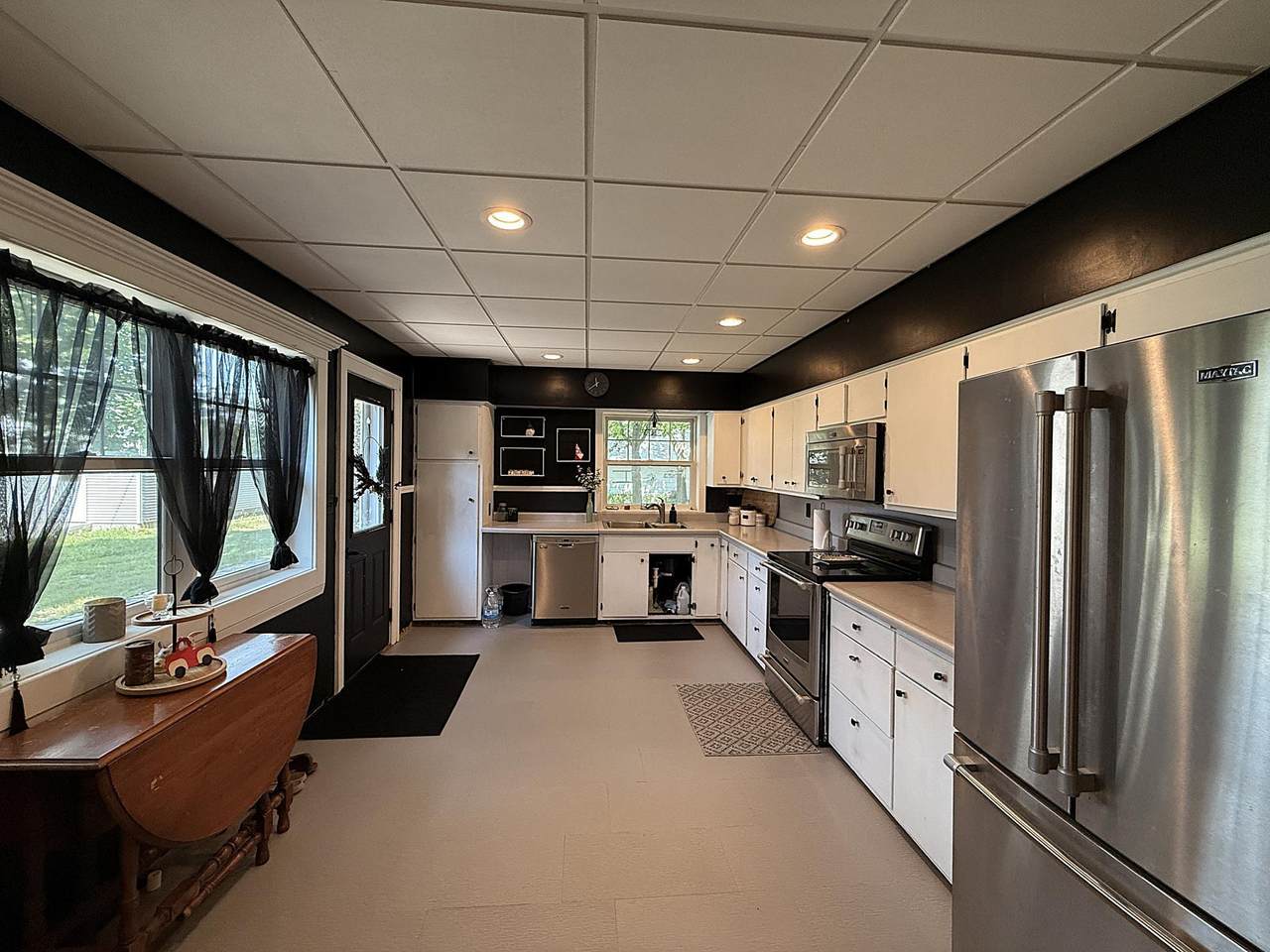 206 Oscar Avenue - Photo 1