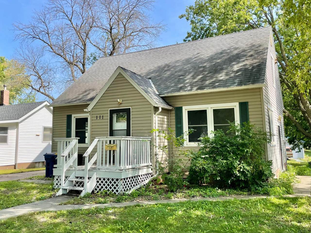 111 Park Avenue - Photo 1