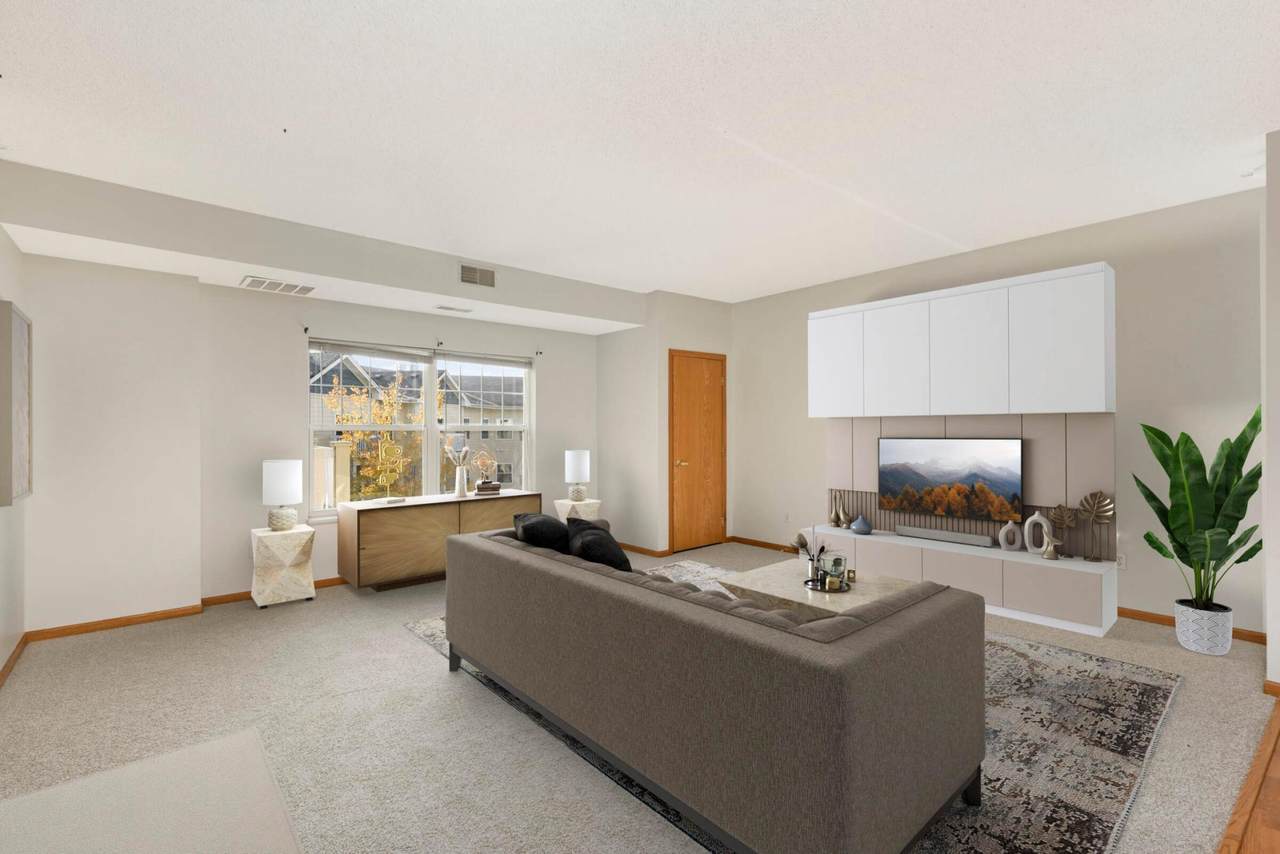 4824 53rd Street - Photo 1