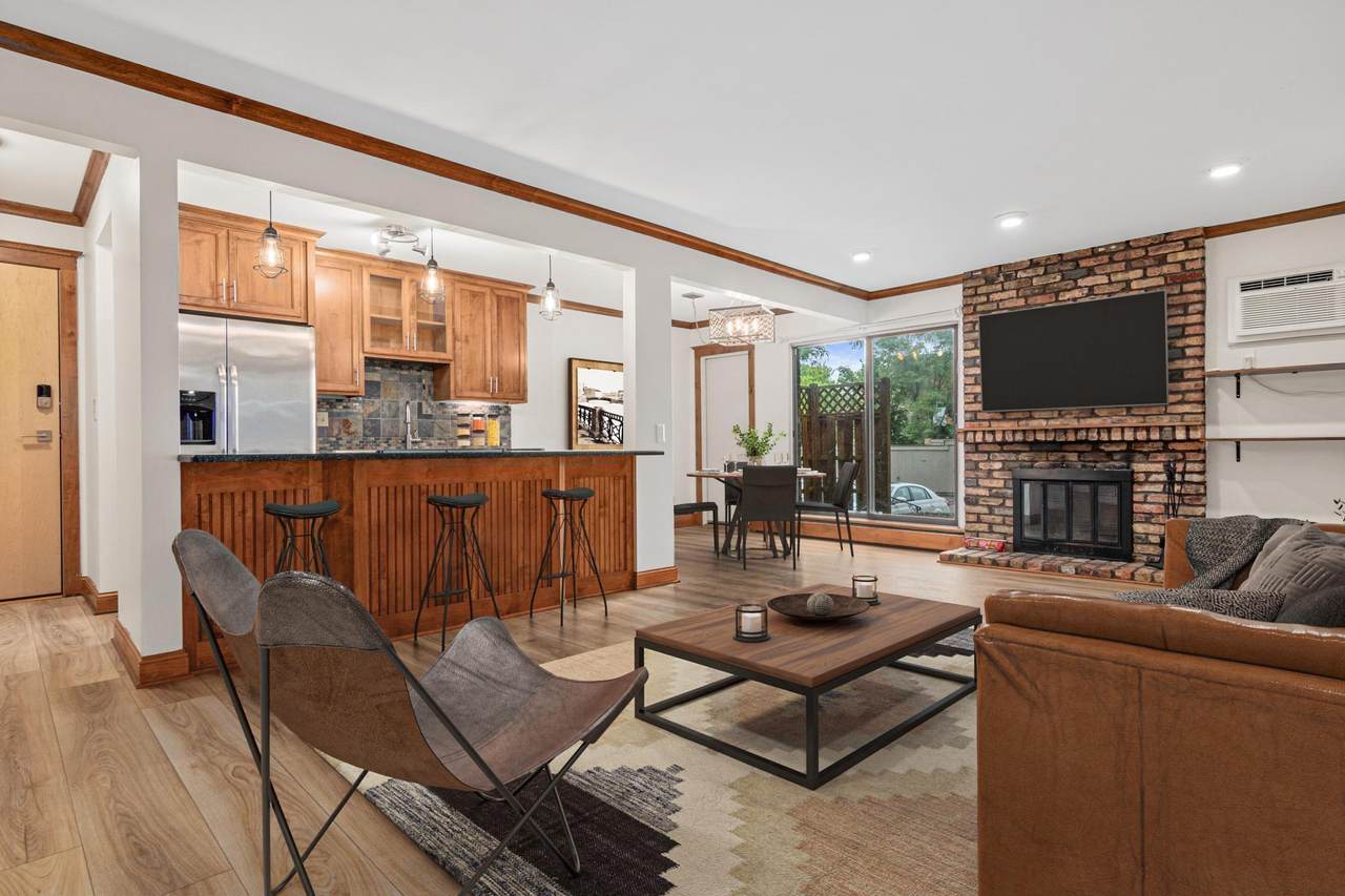 4424 Cedar Lake Road - Photo 1