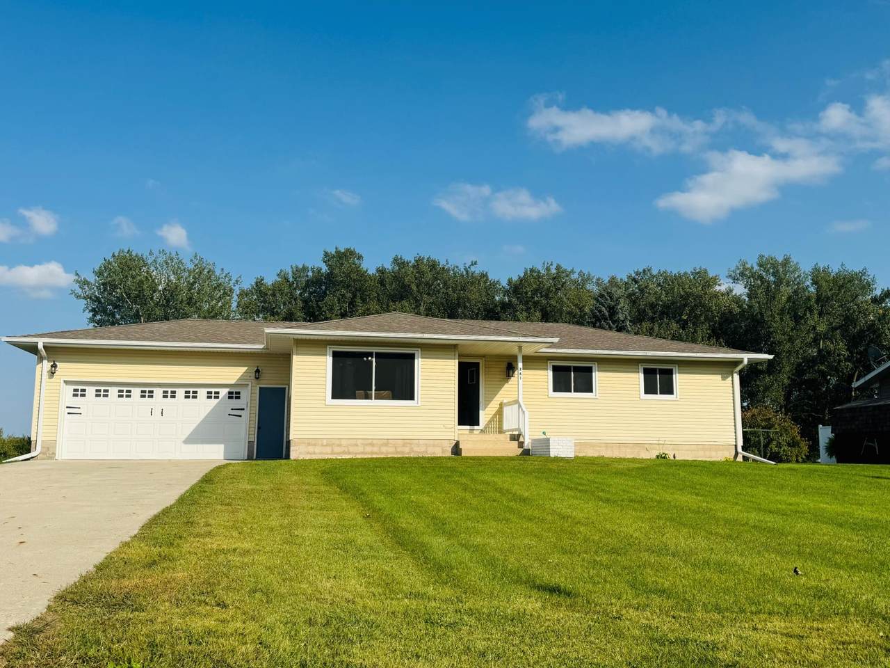261 15th Lane - Photo 1