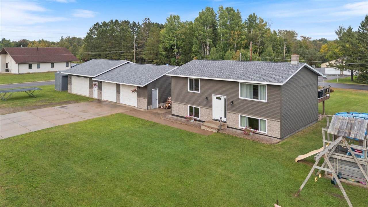 808 Center Drive - Photo 1