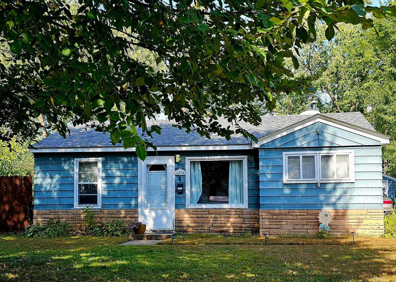 6514 57th Avenue - Photo 1