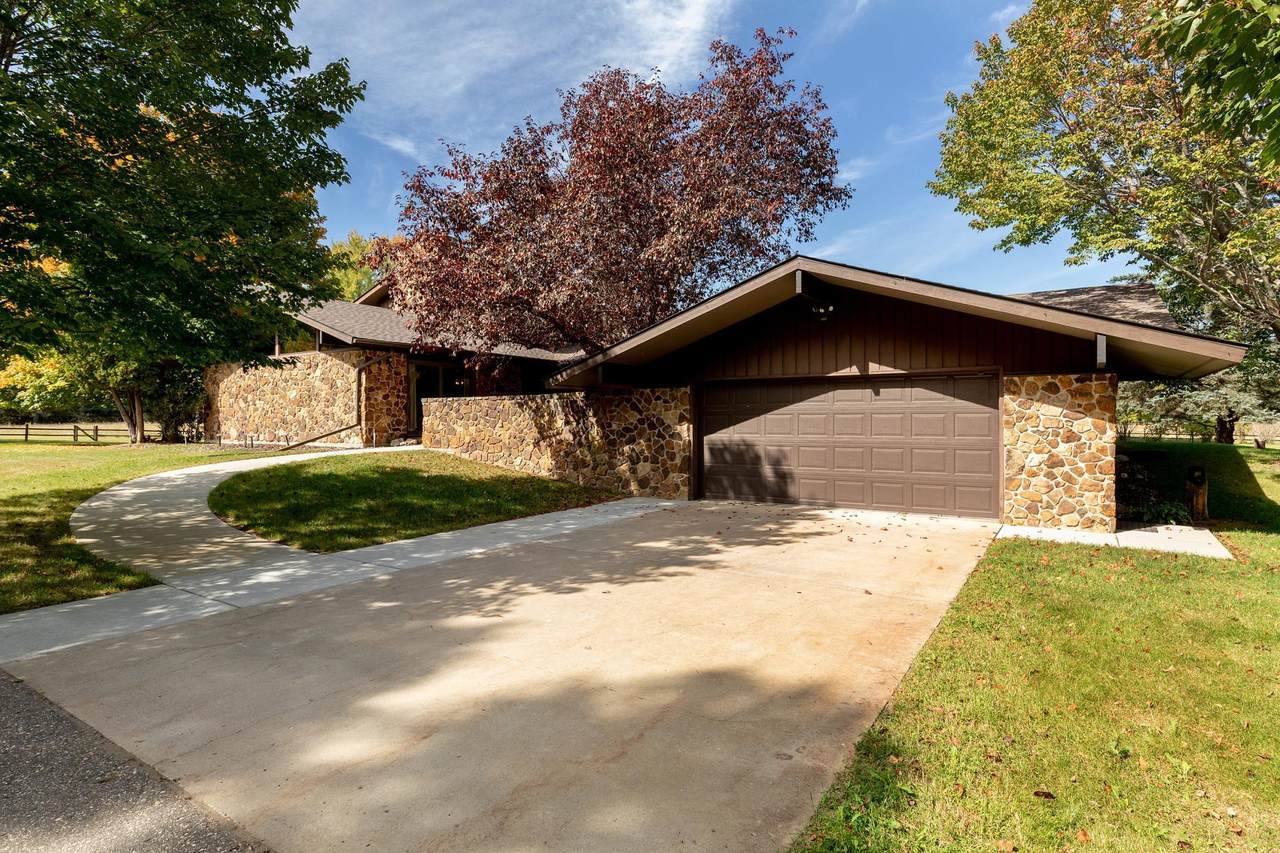 13222 176th Street - Photo 1