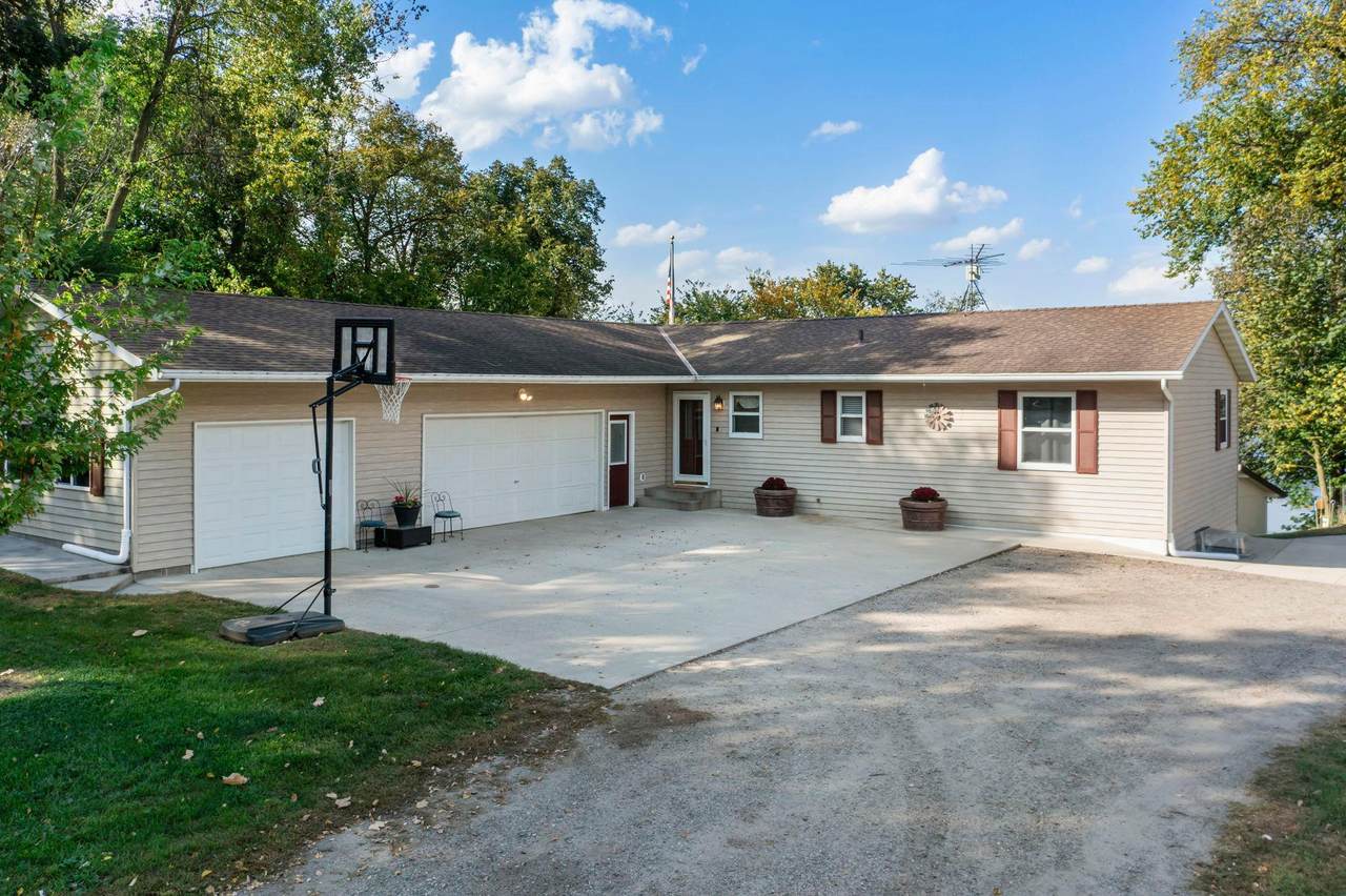 73728 362nd Street - Photo 1