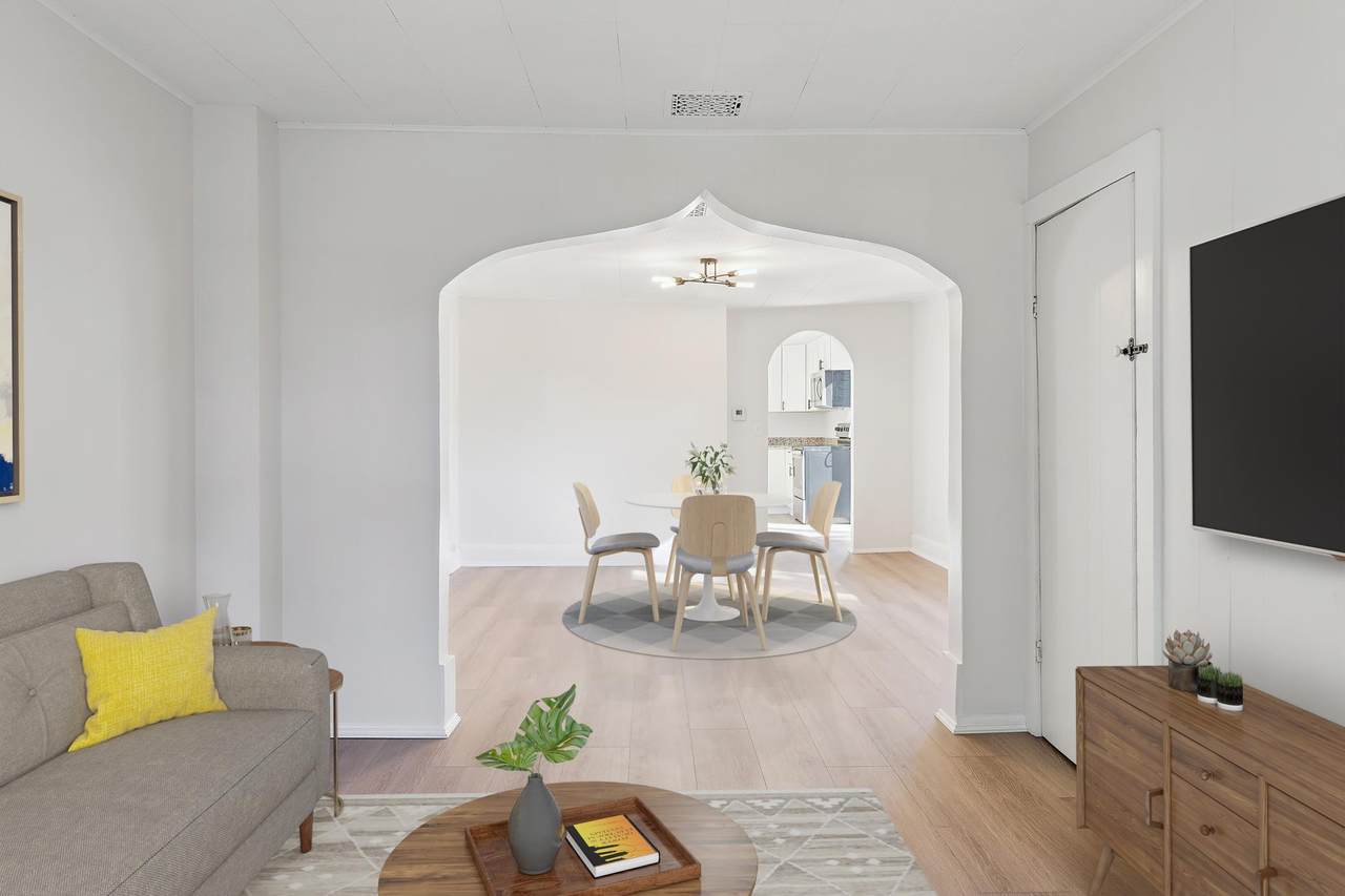 1001 James Avenue - Photo 1