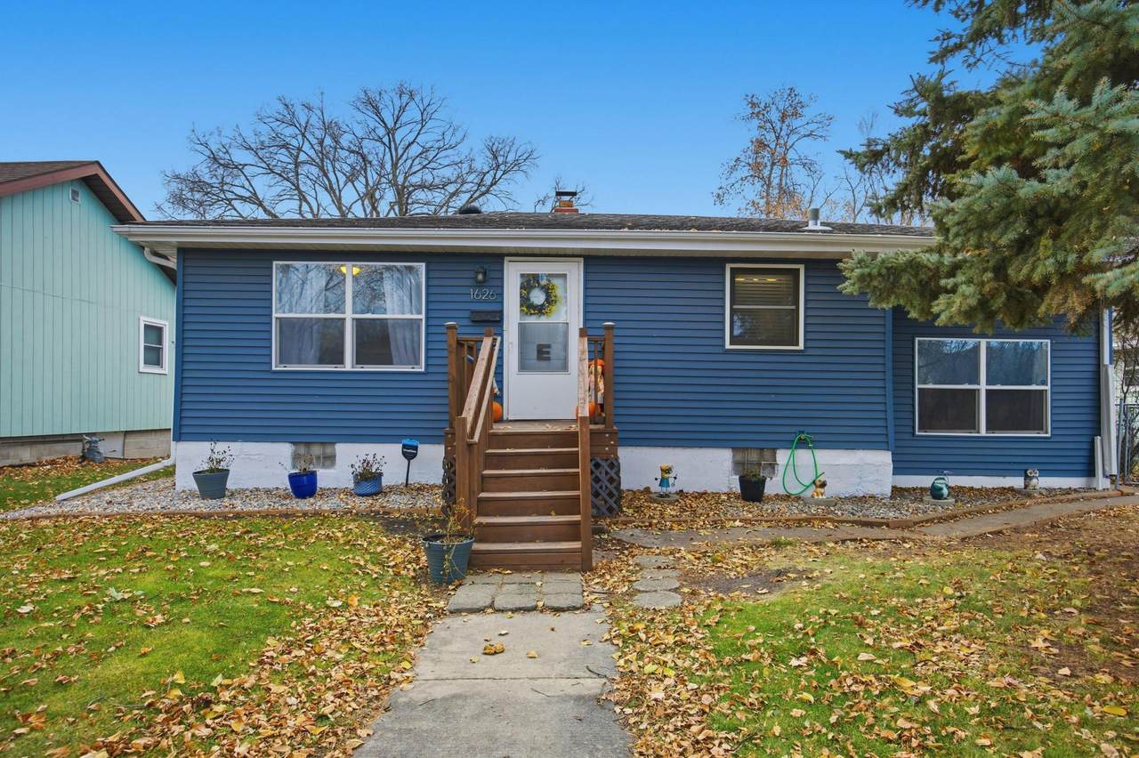 1626 11th Street - Photo 1