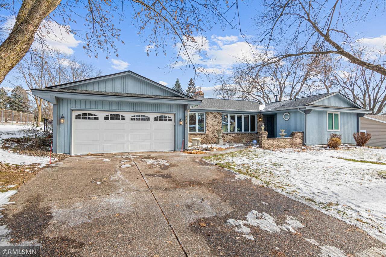 2231 Queens Drive - Photo 1