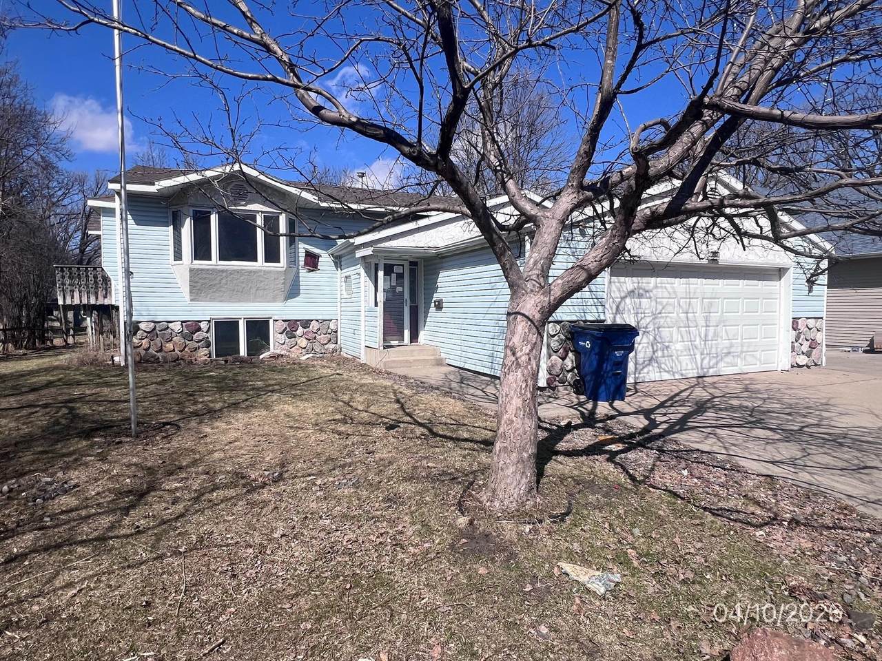 2513 19th Street - Photo 1