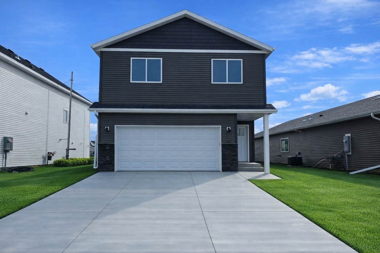 3734 33rd Street - Photo 1