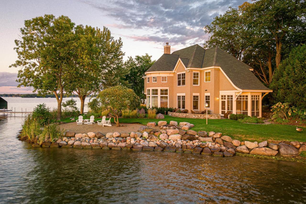 4300 Enchanted Drive - Photo 1